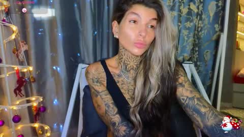 Anna online show from December 15, 10:11 am