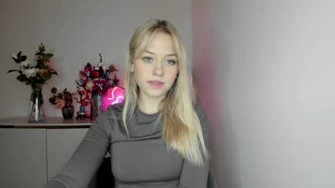 Cindy online show from March 11, 12:39 pm