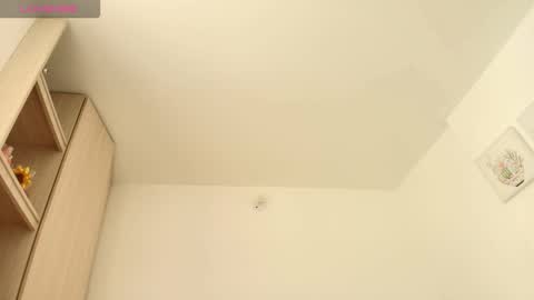   online show from January 7, 1:16 pm