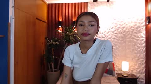 Perla online show from March 12, 6:22 pm
