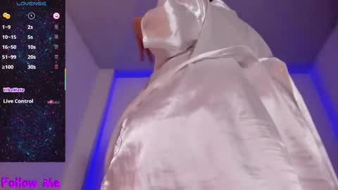 Perla  online show from November 14, 9:27 pm