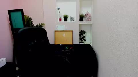 horror flying on the wings of the night.... online show from February 9, 5:50 am