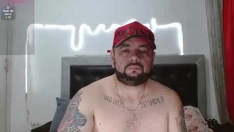 Carlos online show from November 24, 4:44 am