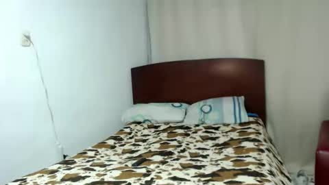 pervert_hardsex online show from October 18, 1:21 am