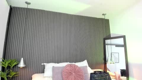 Lizza online show from November 4, 11:22 am