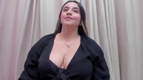 LAURA  online show from January 31, 11:35 am