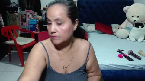 Snapshot of pervert_mommy_x chatting on March 1, 9:29 am SAMY online show from March 1, 9:29 am