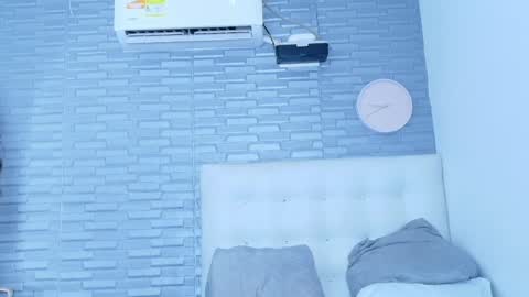 pervert_shydoll online show from April 3, 3:13 am