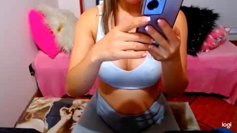 linda online show from March 10, 11:06 pm