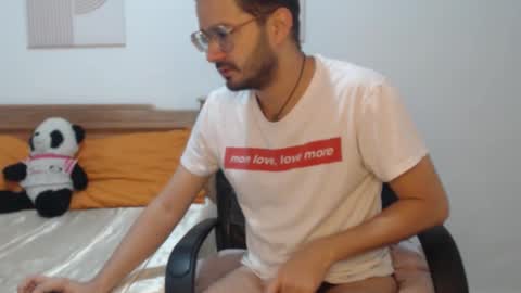 FELIPE online show from November 3, 10:49 am