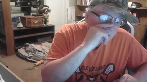 peterinohio57 online show from November 9, 3:48 pm