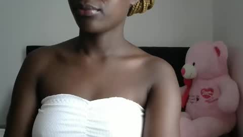 Ashley online show from November 21, 7:50 am