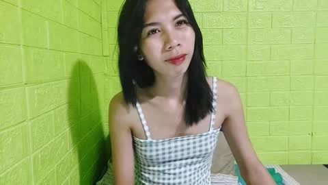 Yuriee online show from March 9, 4:22 pm