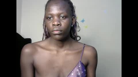 petite_lavi2 online show from December 12, 10:02 am