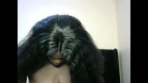 petite_lavi2 online show from February 17, 9:10 pm