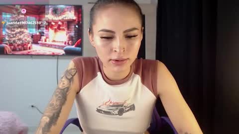 Linda online show from November 28, 1:24 am