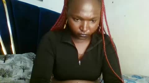 petite_shan online show from March 12, 10:52 am