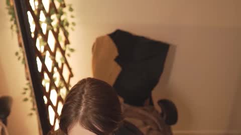 caracal online show from December 2, 5:59 am