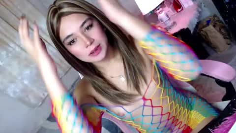 ellah online show from November 22, 11:46 pm