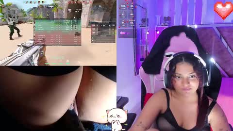 Snapshot of petitesofia_ chatting on March 6, 5:22 pm Sofia online show from March 6, 5:22 pm