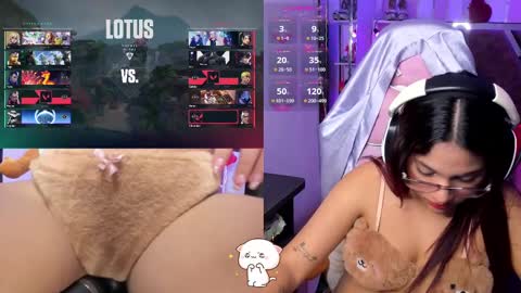 Snapshot of petitesofia_ chatting on February 11, 2:57 pm Sofia online show from February 11, 2:57 pm