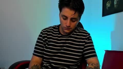 peytonbox online show from October 15, 11:33 am