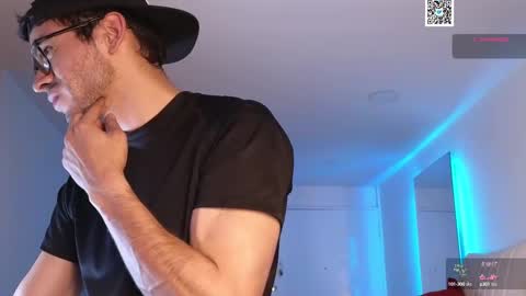 phantom_bigger1 online show from February 20, 1:36 am