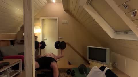 Ben 1995 online show from February 5, 9:18 pm