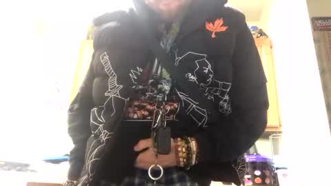 Phil online show from October 17, 7:51 pm