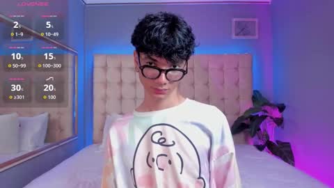 Phillip online show from September 24, 11:00 pm