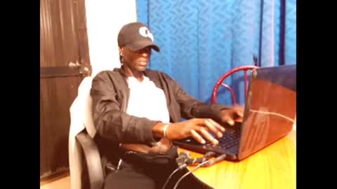 2 pac shakur online show from January 18, 2:47 am