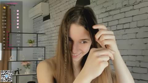 Emilia online show from March 3, 10:49 am