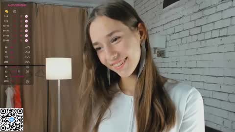 Emilia online show from March 10, 4:17 am