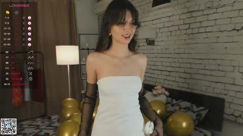 Emilia online show from March 8, 6:26 pm