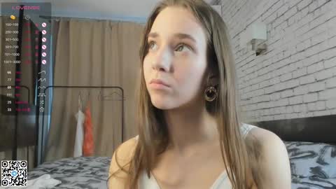 Emilia online show from March 11, 7:35 am