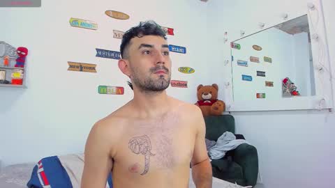 Felipe.. online show from October 2, 1:26 am