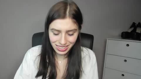 P I A online show from December 3, 10:21 pm