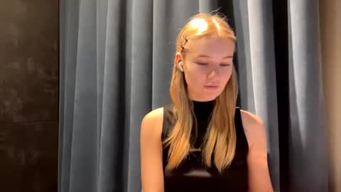 Kristie online show from July 22, 11:18 pm
