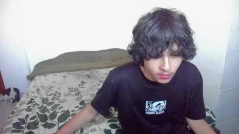 picaszomilos350 online show from November 30, 12:01 pm