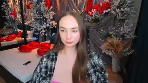 Snapshot of pieceofinspiration chatting on February 20, 12:08 am Emelie online show from February 20, 12:08 am