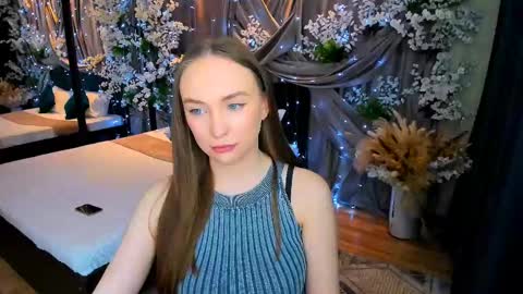 Snapshot of pieceofinspiration chatting on March 3, 4:15 pm Emelie online show from March 3, 4:15 pm