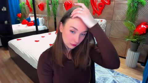 Emelie online show from February 15, 7:12 pm