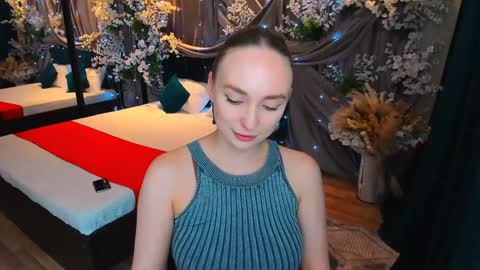 Snapshot of pieceofinspiration chatting on February 8, 4:25 pm Emelie online show from February 8, 4:25 pm