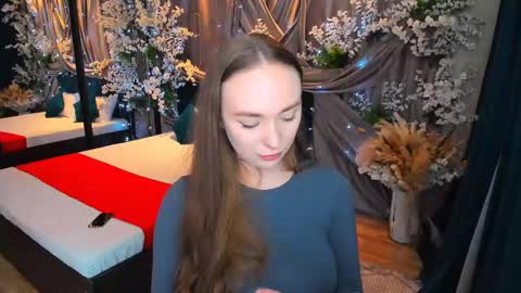 Snapshot of pieceofinspiration chatting on February 10, 3:21 pm Emelie online show from February 10, 3:21 pm