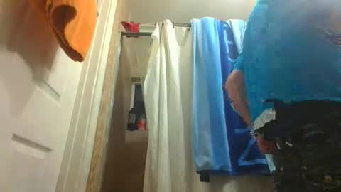 pierce702420 online show from April 19, 4:02 am