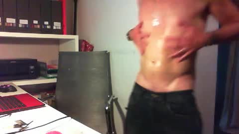 Pierrepauljacques06 online show from October 26, 4:39 pm