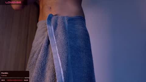 pikashuu7u7 online show from January 19, 3:05 am