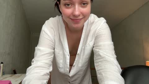 Trisha     online show from January 30, 6:35 am