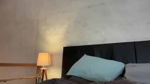 Trisha     online show from January 15, 12:04 pm