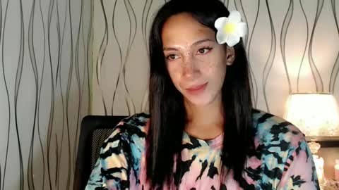 lucyLove online show from February 13, 7:01 am